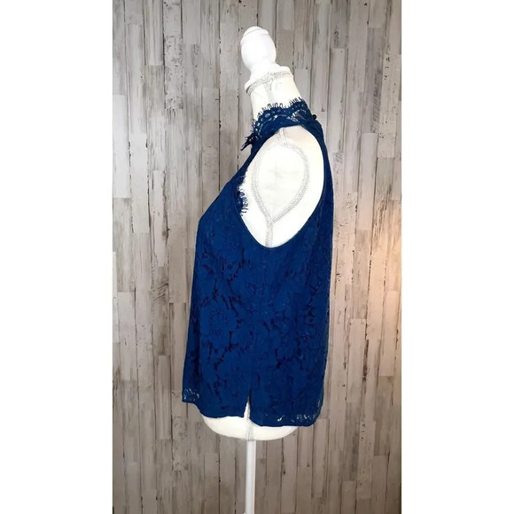 Diane‎ Von Furstenberg Women's Small Jemmie Blue Lace High Neck Sleeveless Top - Picture 7 of 7